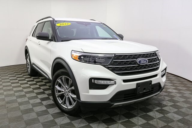 2022 Ford Explorer XLT photo 2