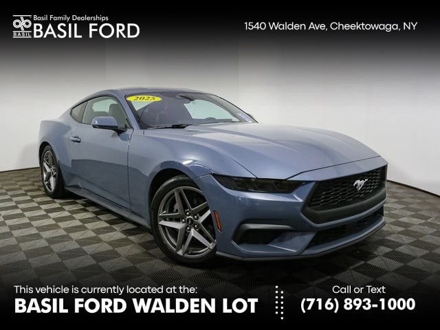 2025 Ford Mustang EcoBoost's photo