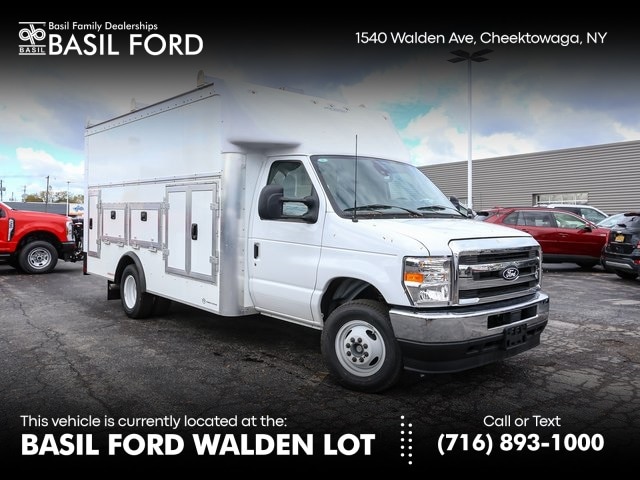 2026 Ford E-Series Cutaway Base's photo