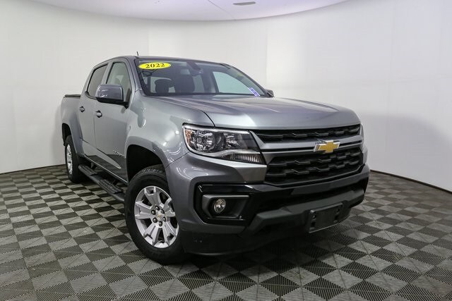 2022 Chevrolet Colorado LT photo 2