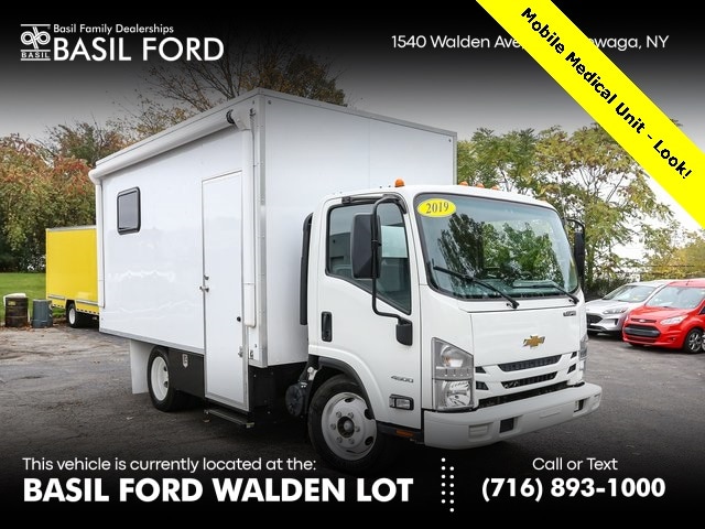 2019 Chevrolet Low Cab Forward Base's photo