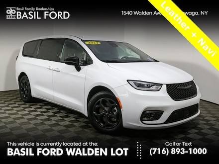 2024 Chrysler Pacifica Hybrid Select