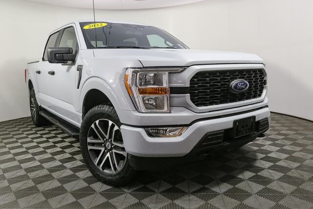 2022 Ford F-150 XL photo 2