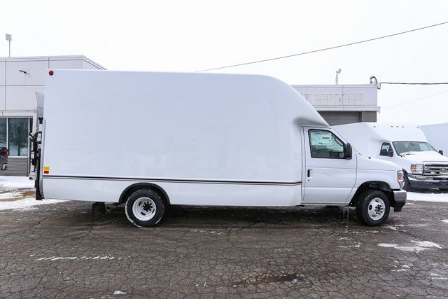 2026 Ford E-Series Cutaway Base - Photo 11