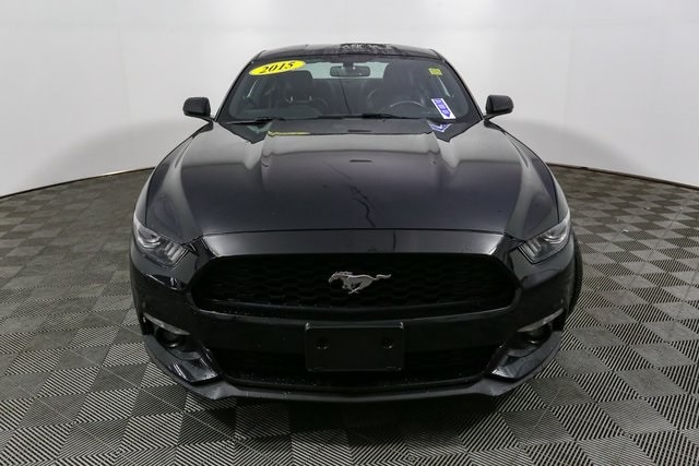 2015 Ford Mustang EcoBoost Premium photo 3