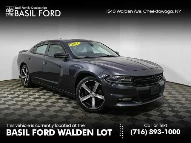 2017 Dodge Charger SXT's photo