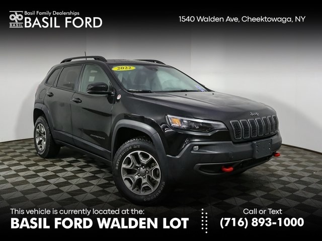 2022 Jeep Cherokee Trailhawk's photo