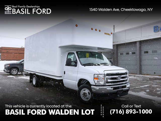2026 Ford E-Series DRW E-450 Super Duty 158 in WB's photo