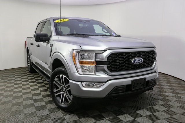 2022 Ford F-150 XL photo 2