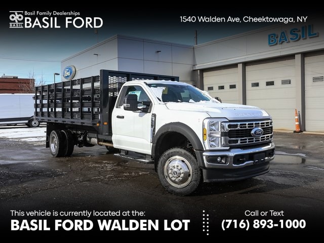 2025 Ford F-550 Super Duty Chassis Cab XL's photo