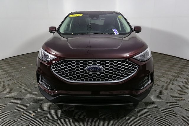 2024 Ford Edge SEL photo 3