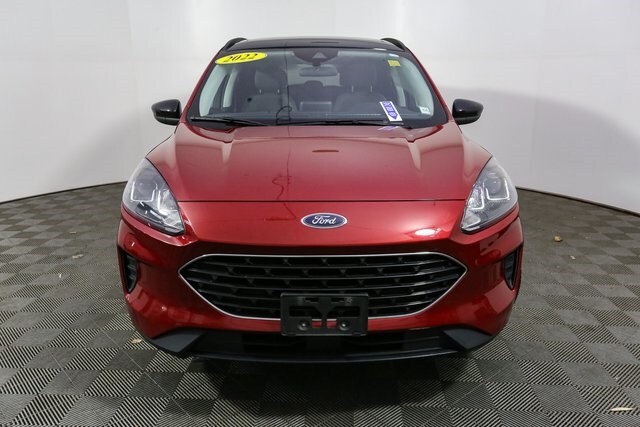 2022 Ford Escape SE photo 3