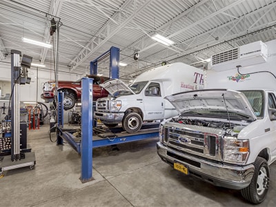 Truck Repair Chino thumbnail
