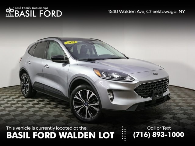 2022 Ford Escape SEL's photo