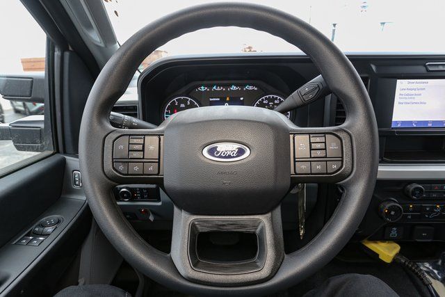 2025 Ford F-450 Super Duty Chassis Cab XL - Photo 27