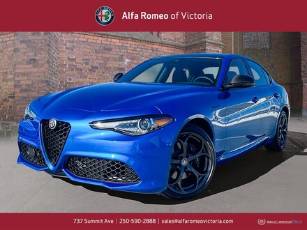 2023 Alfa Romeo Giulia Estrema Sedan