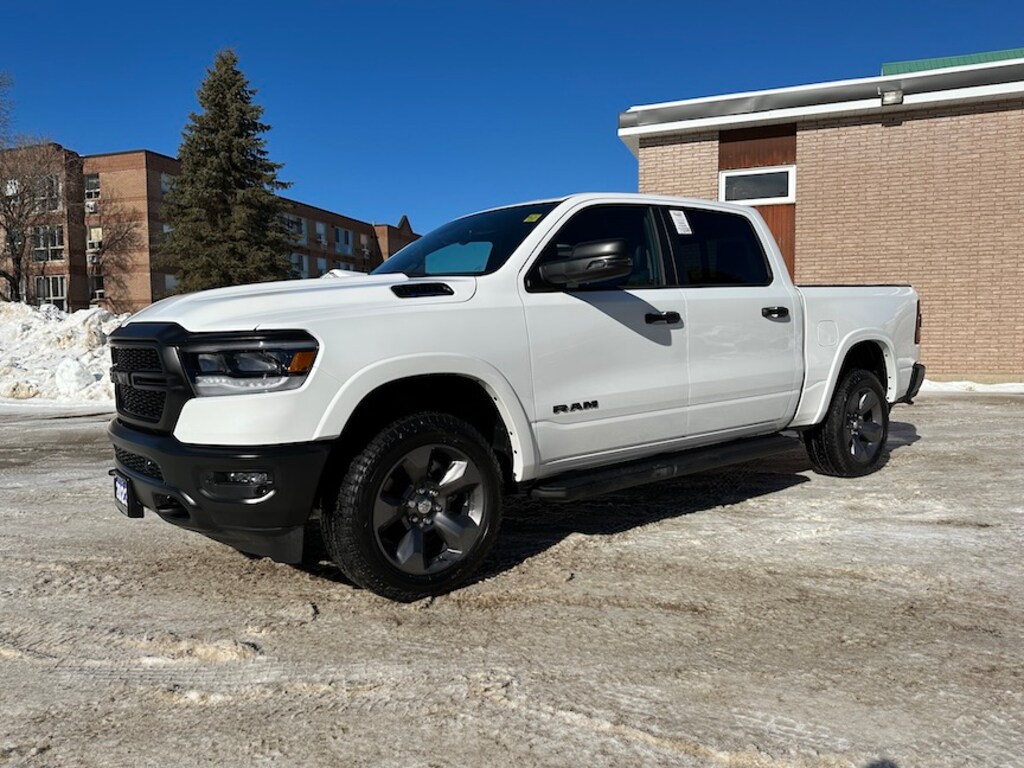 New 2023 Ram Built to Serve 4X4...V6*HTD SEATS*TOW! 4x4 Crew Cab 144.5 in. WB