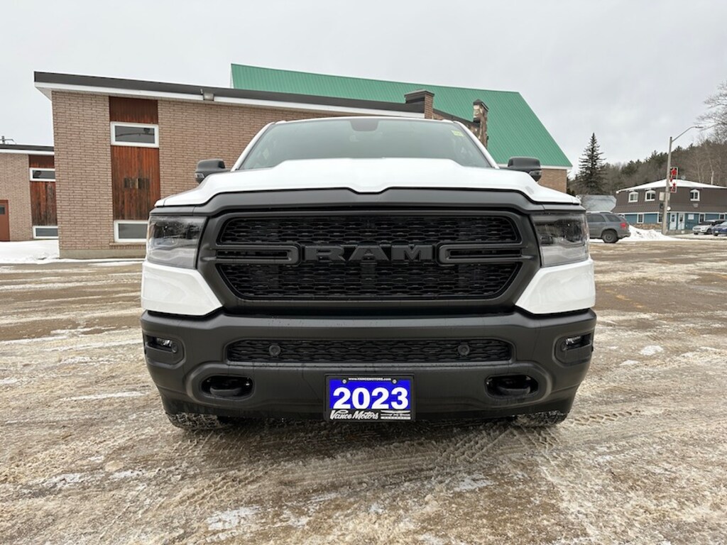 New 2023 Ram Built to Serve 4X4...V6*NAV*HTD SEATS! 4x4 Crew Cab 144.5 in. WB