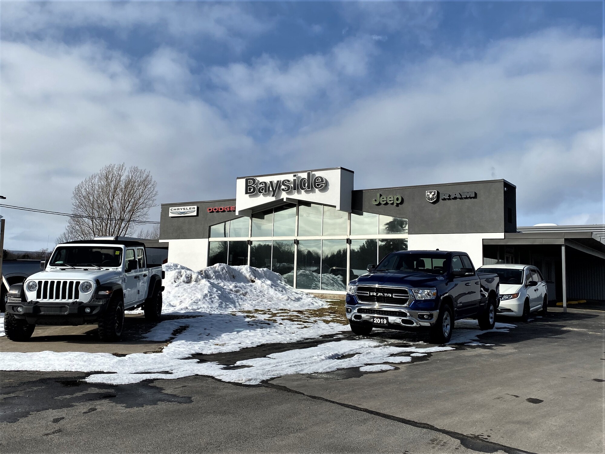Bayside Chrysler Your New & Used Car Dealership in Meaford