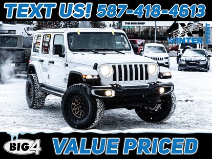 Used 2021 Jeep Wrangler Unlimited Sahara Automatic For Sale in Calgary  (Highfield / Burns Industrial) AB | Serving Red Deer, Airdrie, Chestermere  & Okotoks | VIN:1C4HJXEN3MW796565