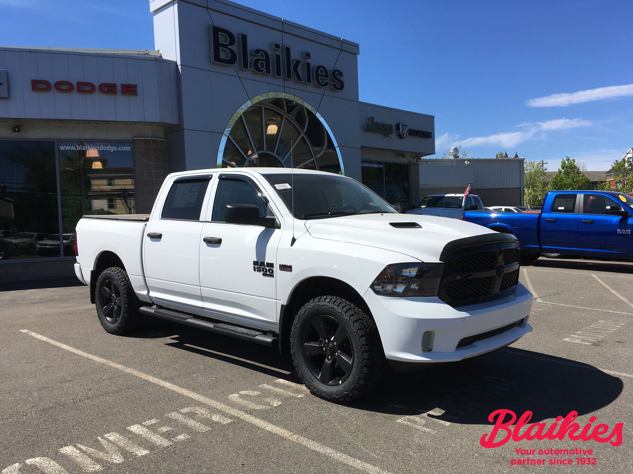 2019 ram 1500 night edition