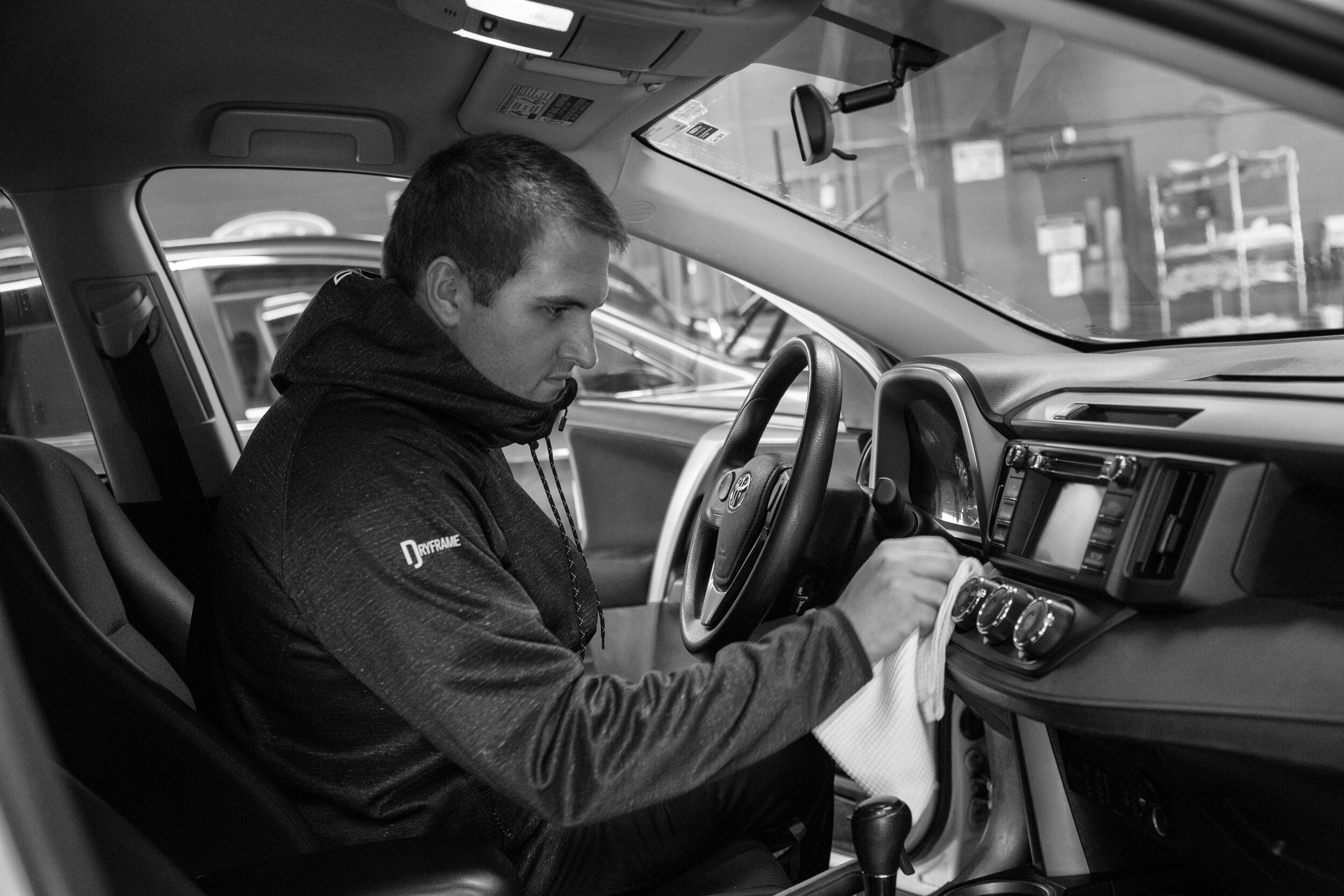 Bustard Chrysler Waterloo >> Six Ways To Get Your Car Ready For Spring With Bustard Chrysler Bustard Chrysler Waterloo >> Six Ways To Get Your Car Ready For Spring With Bustard Chrysler