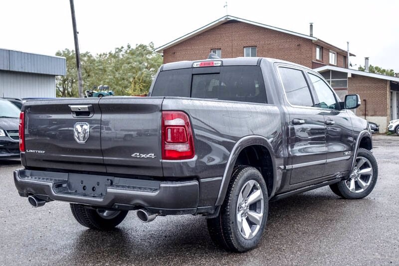 New 2020 Ram 1500 New Limited 4x4 Navigation Panoramic sunroof Backu