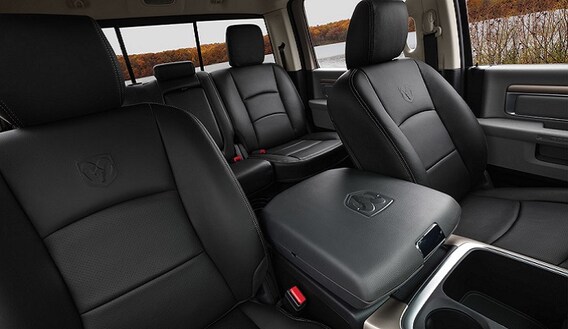 21 Ram 1500 Classic In Gimli Manitoba Chudd S Chrysler Ltd