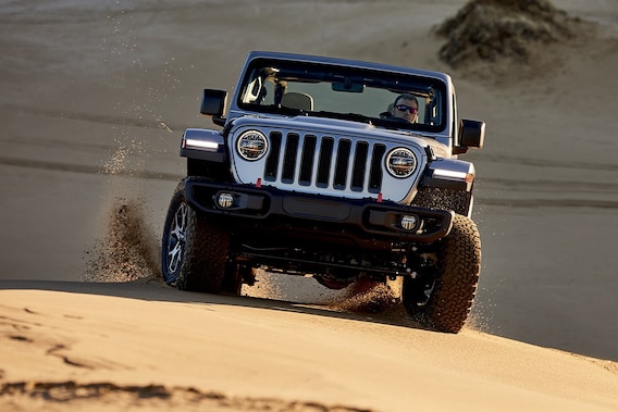2022 Jeep Wrangler : price and specs | Des Sources Chrysler