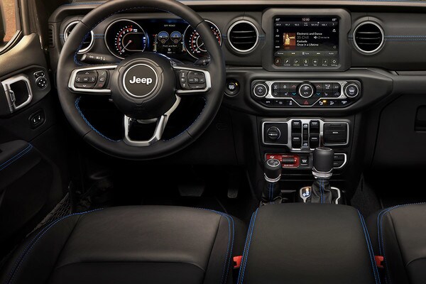 2022 Jeep Wrangler 4xe Interior Features