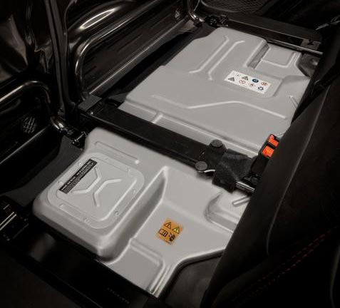 Vue du compartiment de la batterie du Jeep Wrangler 4xe 2021