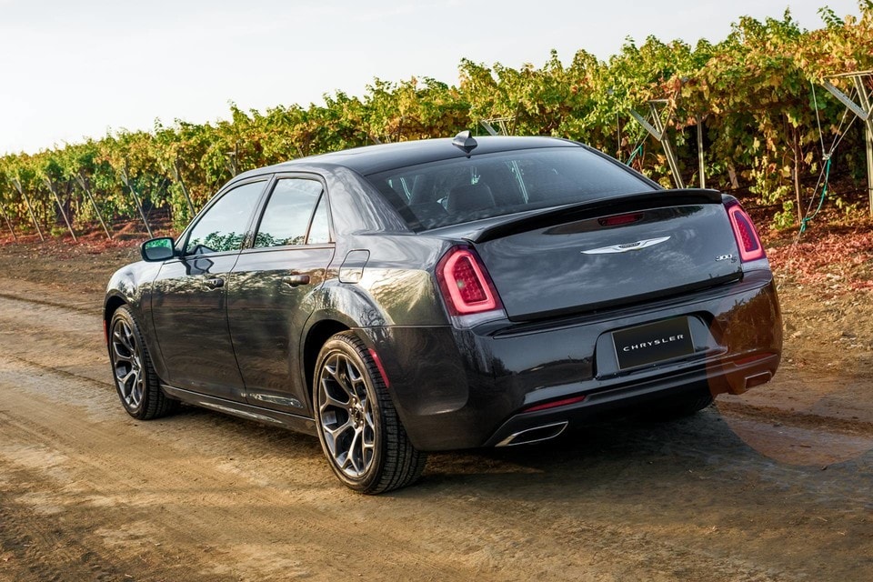 Chrysler 2019 300