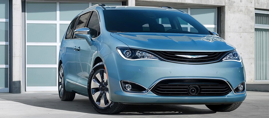 2017-chrysler-pacifica-hybrid-14-000-in-rebates-galt-chrysler