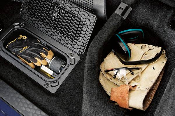 RAM 1500 Classic Innovative Cargo