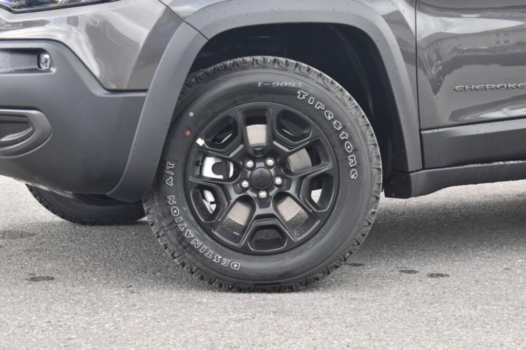 New 2022 Jeep Trailhawk Elite | Moonroof | NAV | Vented Seats | SUV