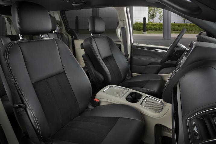 landry auto Dodge Grand Caravan 2018 1.3 terrebonne.jpg