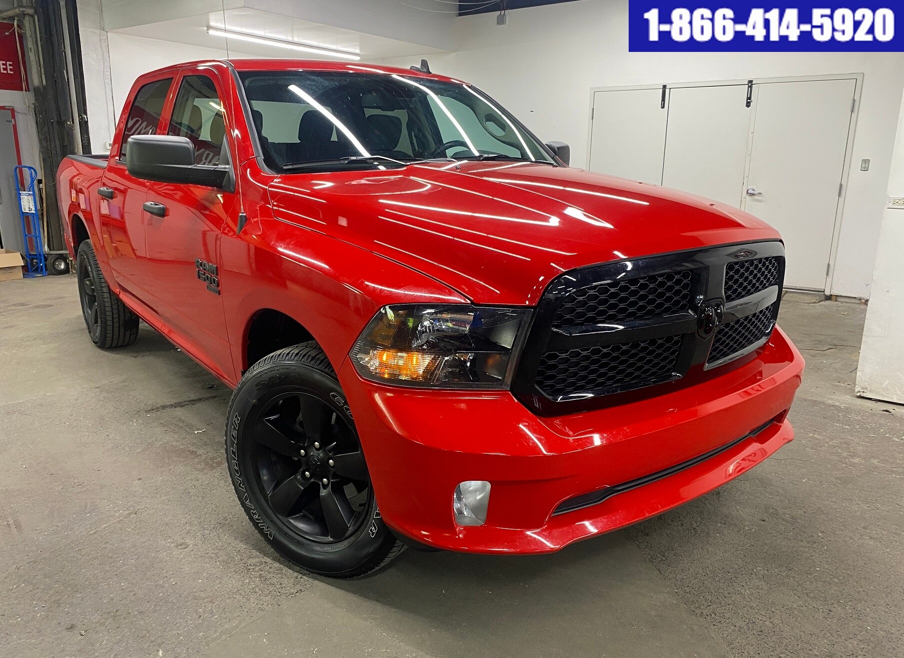 Used 21 Ram 1500 Classic Express Night Edition 4x4 Crew Camera Bluetooth Ma For Sale In Laval