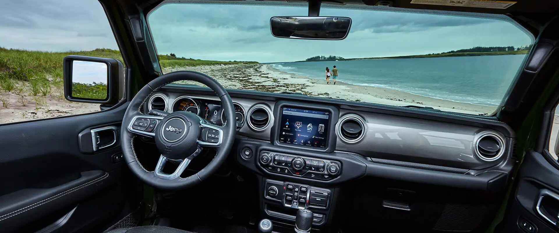 MY21-Wrangler-Interior-Hero-Desktop.png