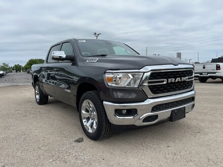 2022 Ram 1500 Big Horn 4x4 Crew Cab 144.5 in. WB for sale in Leamington, ON Granite Crystal Metallic