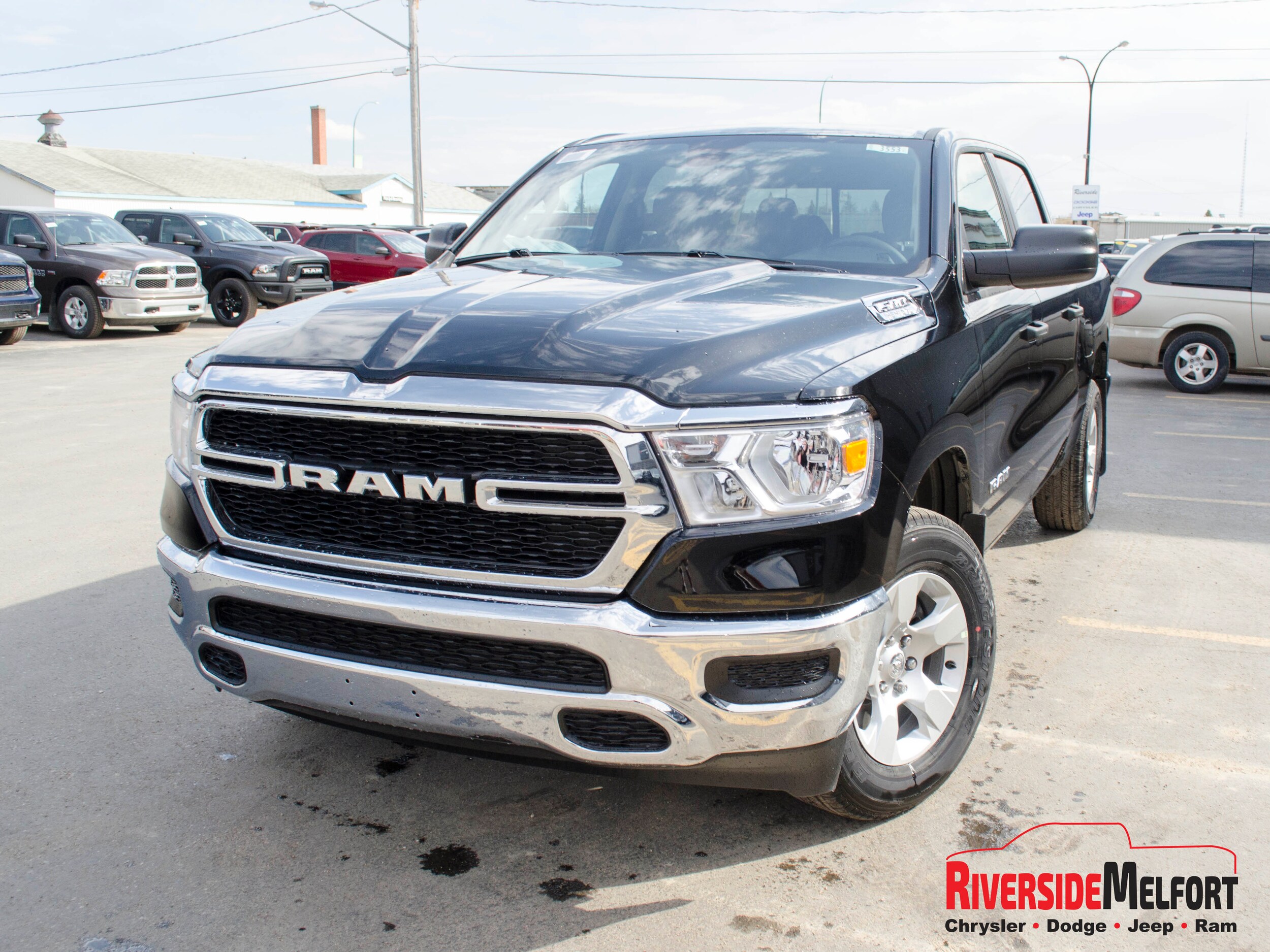 2019 ram 1500 sxt