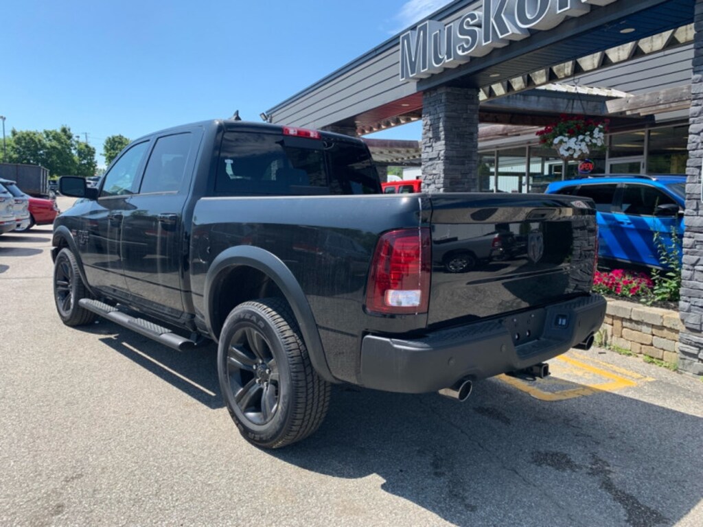 New 2022 Ram Warlock - Luxury Group 4x4 Crew Cab 5.6 ft. box 140 in. WB