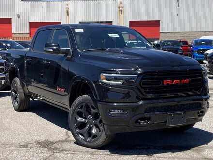 2022 Ram 1500 (RED) 4x4 Crew Cab 144.5 in. WB