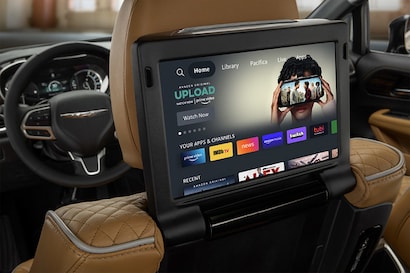 2022 Chrysler Pacifica uConnect Theatre