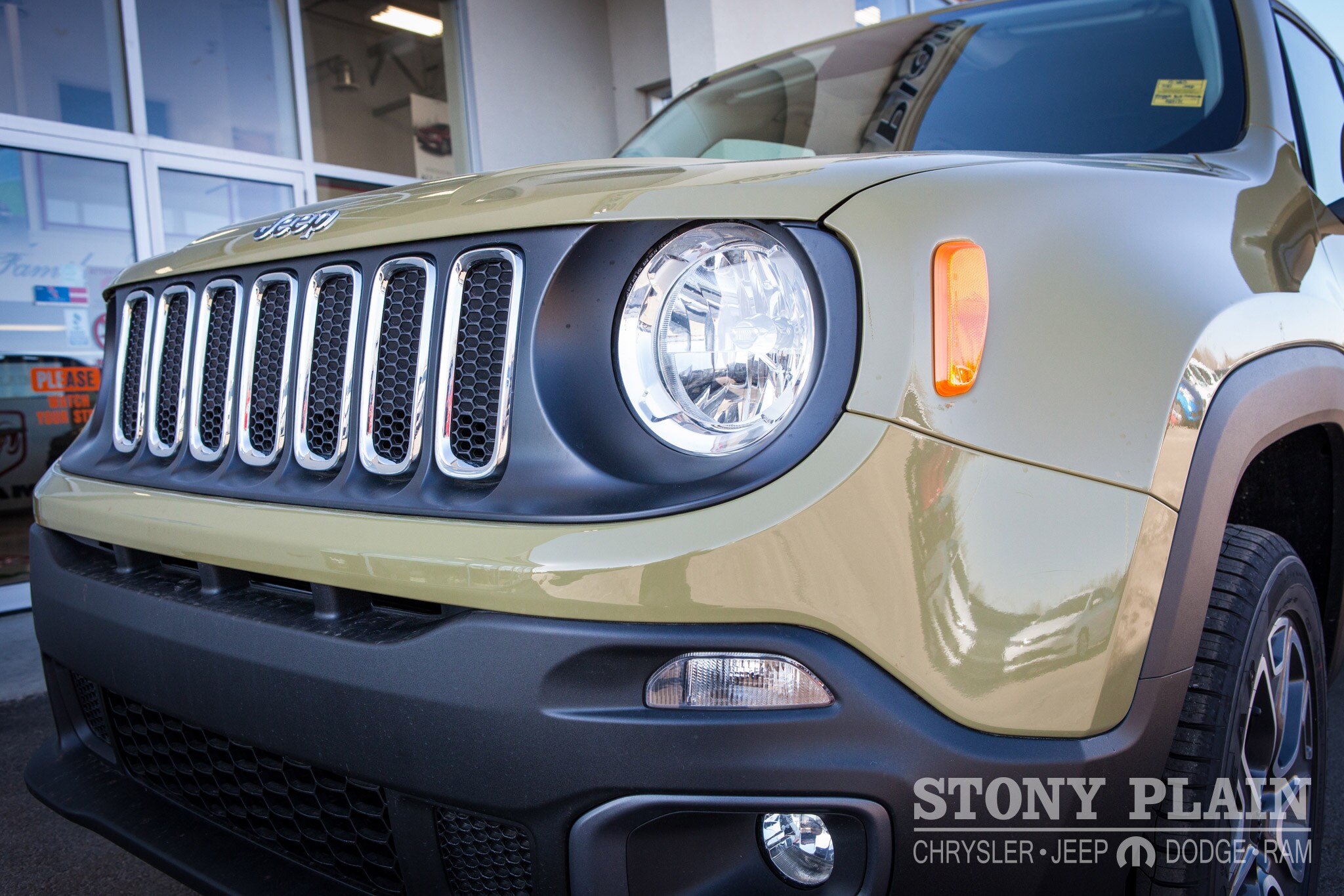 2015-Jeep-Renegade--15-685-0009.jpg