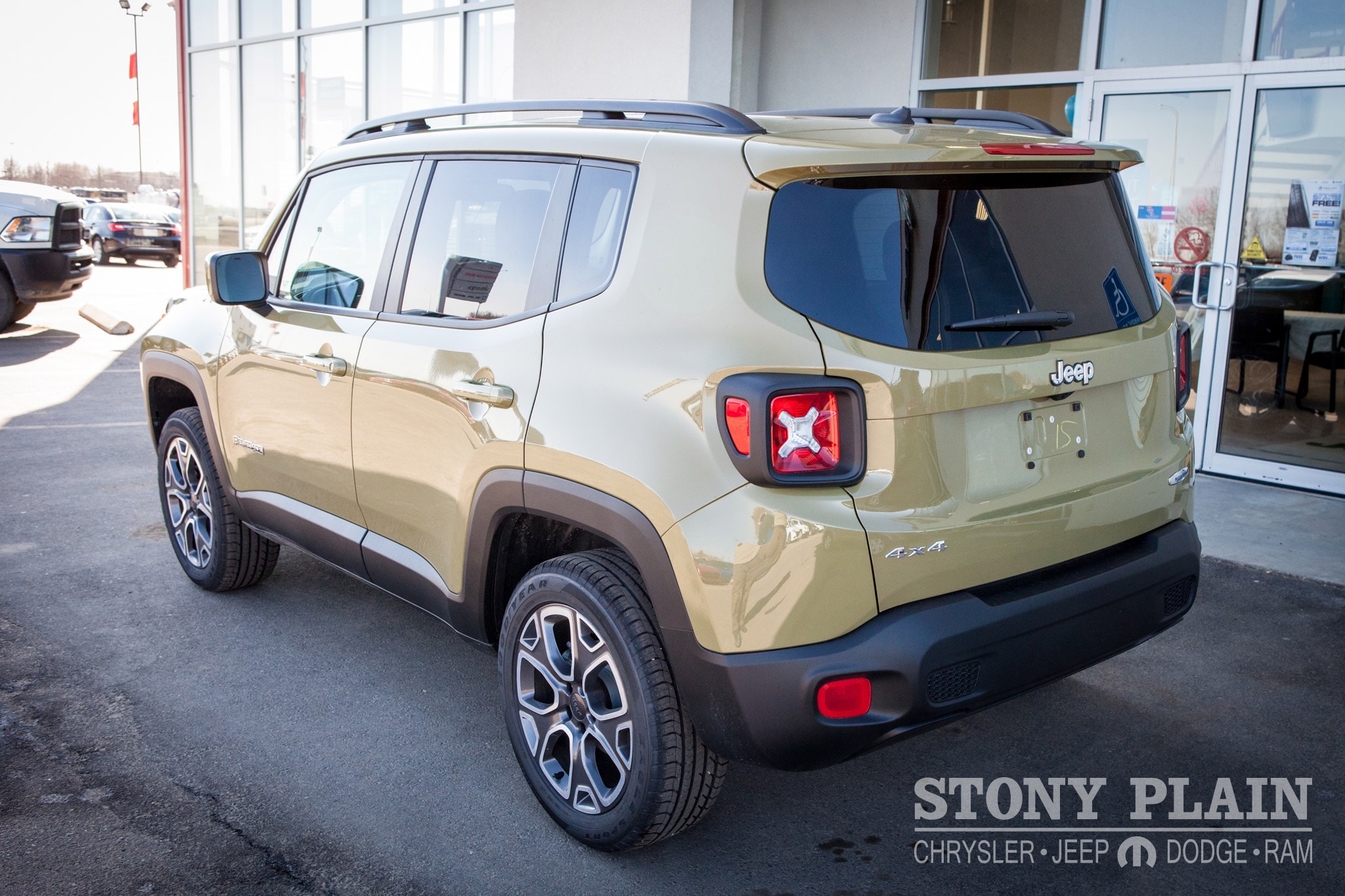2015-Jeep-Renegade-15-685-0004.jpg