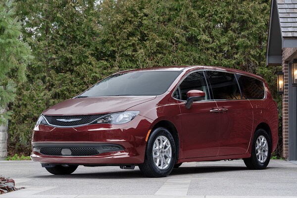 The 2022 Chrysler Grand Caravan Brings Brilliant Style To Any Road