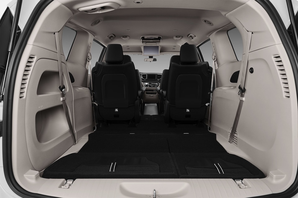 2021 Chrysler Pacifica Storage Room