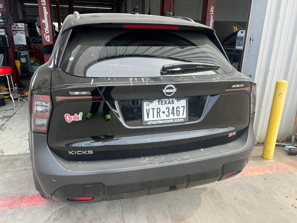 Used 2025 Nissan Kicks SR SUV