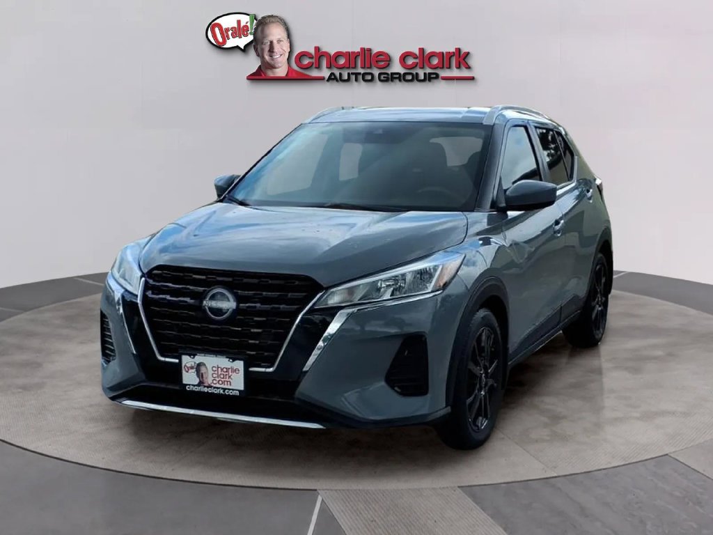 2023 Nissan Kicks