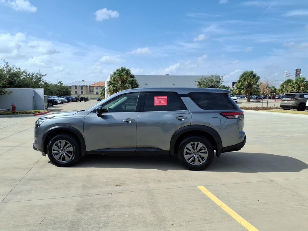 Used 2025 Nissan Pathfinder S SUV